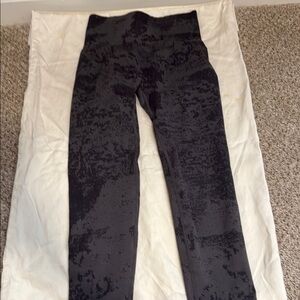 Amazon Essentials Black Leggings